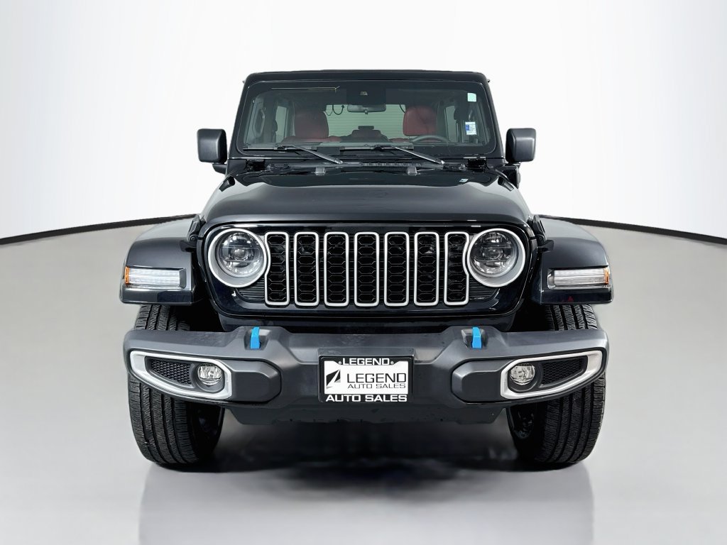 Used 2024 Jeep Wrangler Unlimited Sahara AWD/4WD image 3