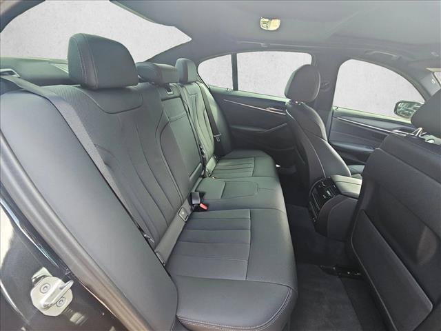 Used 2023 BMW 540i w/ M Sport Package RWD image 18