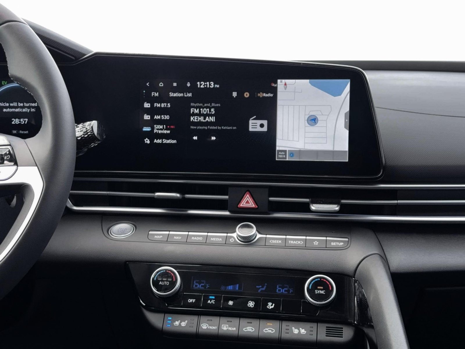 New 2026 Hyundai Elantra Limited FWD image 19