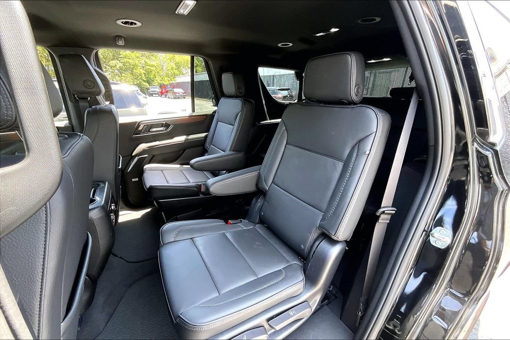 Used 2026 GMC Yukon Denali AWD/4WD image 21
