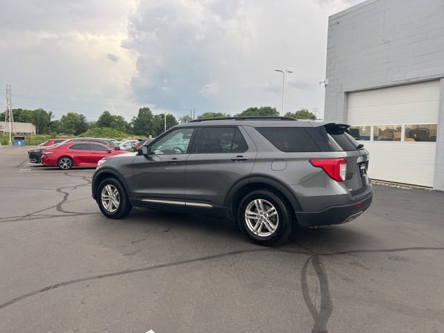 Used 2023 Ford Explorer XLT w/ Equipment Group 202A image 14