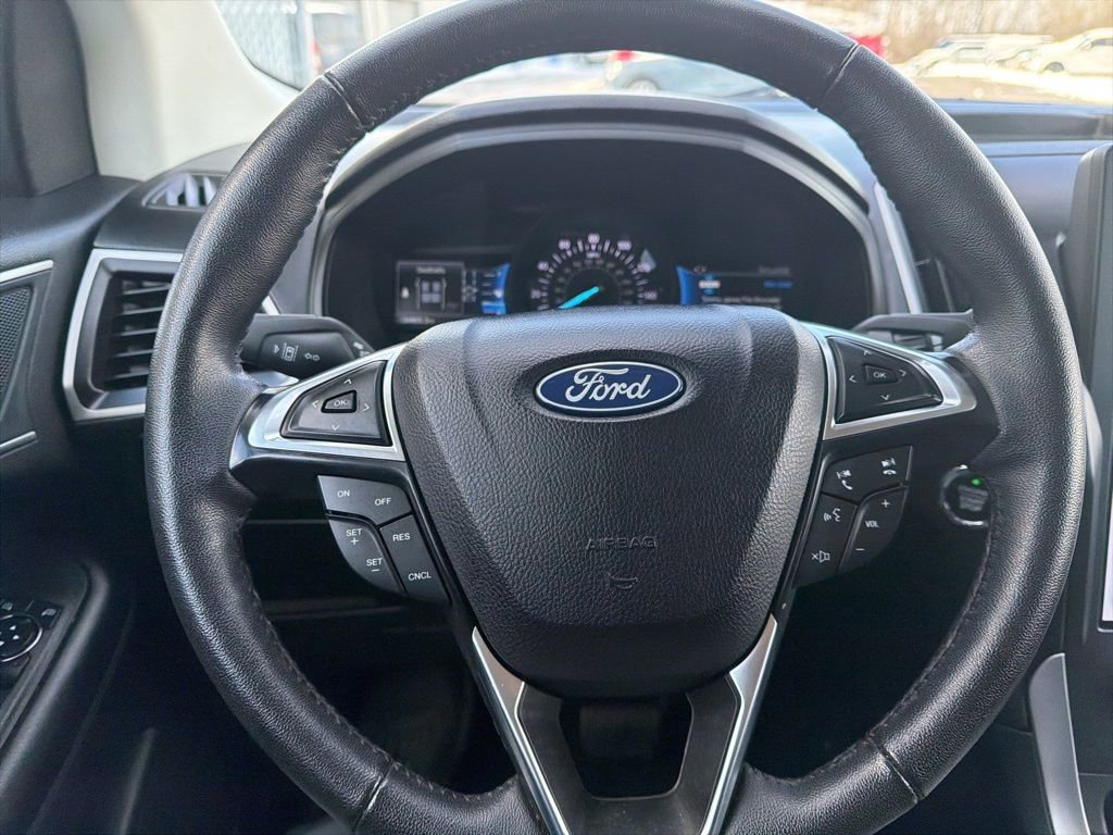 Used 2024 Ford Edge SEL image 23