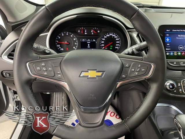 Used 2023 Chevrolet Malibu LT image 14