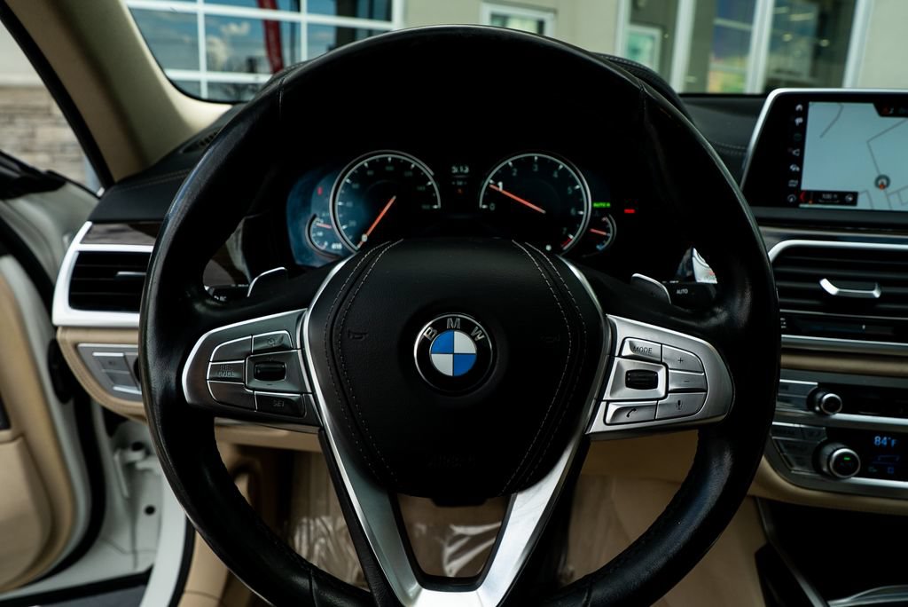 Used 2018 BMW 740i RWD image 24