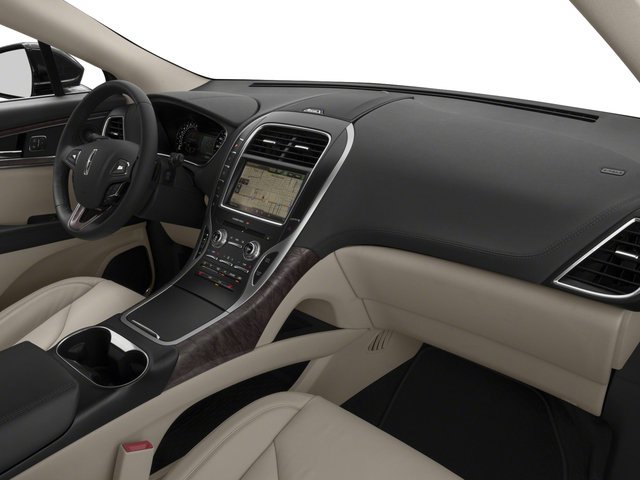 Used 2018 Lincoln MKX Reserve w/ Driver Assistance Package FWD image 16
