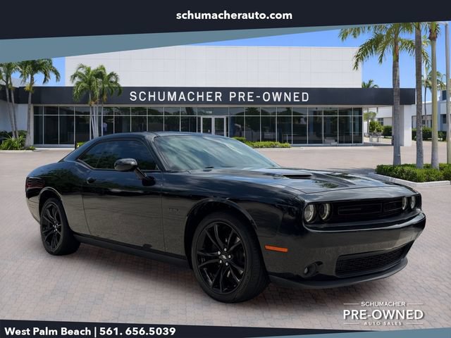 Used 2018 Dodge Challenger R/T w/ Blacktop Package RWD image 1