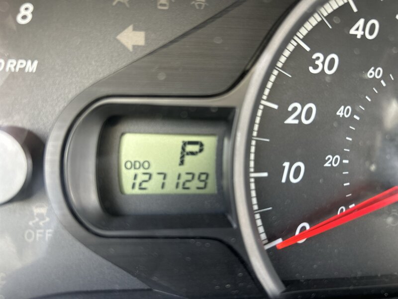 Used 2014 Toyota Sienna LE FWD image 16