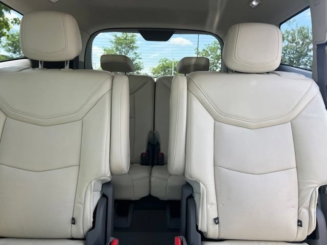 Used 2020 Cadillac XT6 Premium Luxury w/ LPO, Floor Liner Package FWD image 32