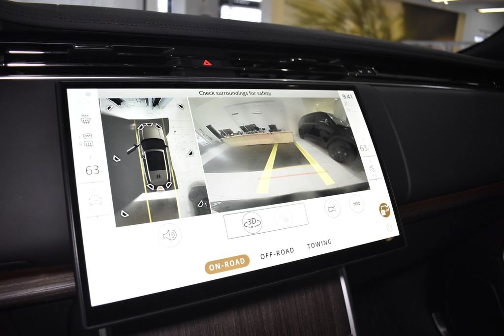 Used 2025 Land Rover Range Rover Long Wheelbase SE image 42