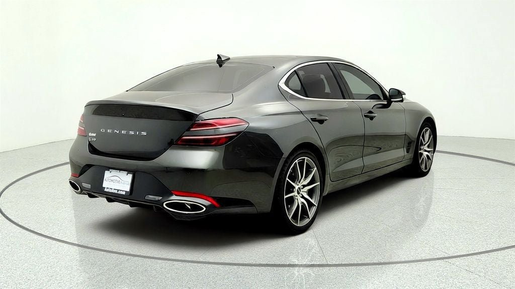 Used 2026 Genesis G70 2.5T Prestige RWD image 5