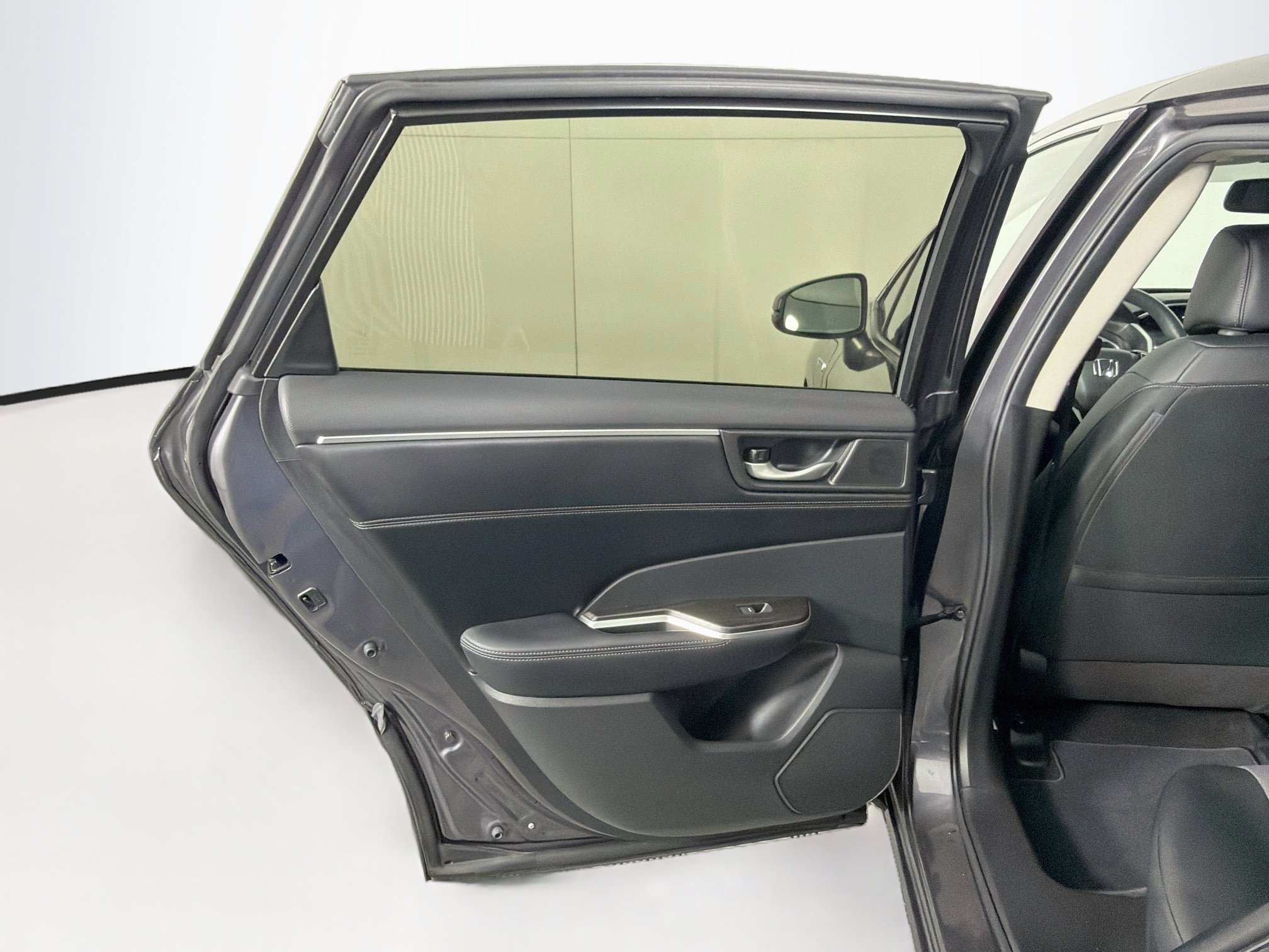 Used 2019 Honda Clarity Plug-In Hybrid image 24