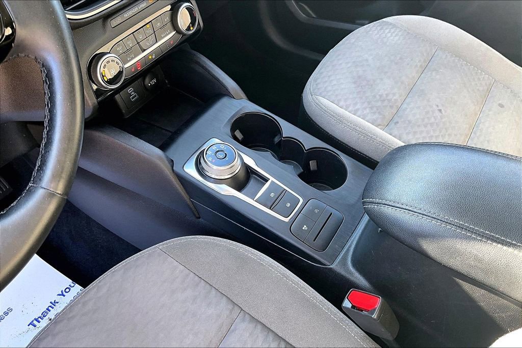 Certified 2022 Ford Escape SE w/ Cold Weather Package image 14
