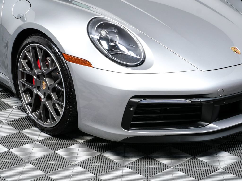 Certified 2022 Porsche 911 Carrera 4S image 28