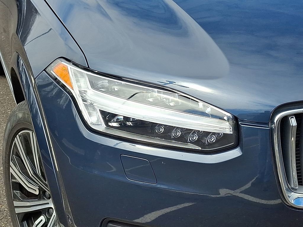 Used 2023 Volvo XC90 B5 Plus w/ Protection Package image 9
