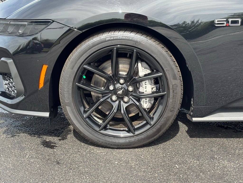 Used 2025 Ford Mustang GT Premium image 11