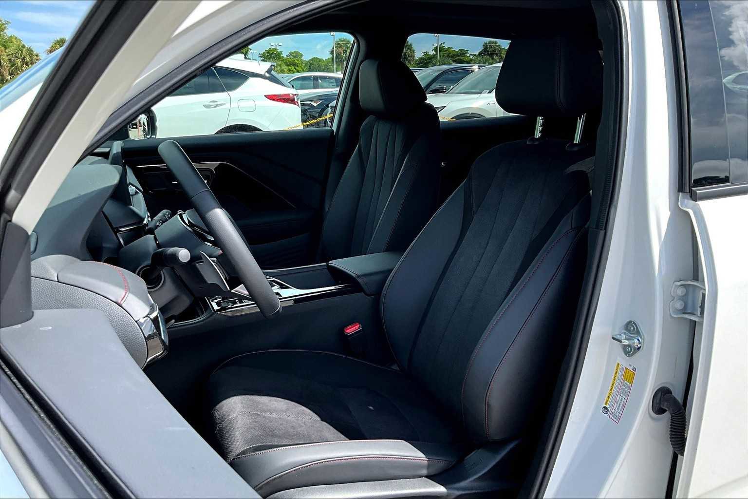 Certified 2025 Acura ADX A-Spec image 9