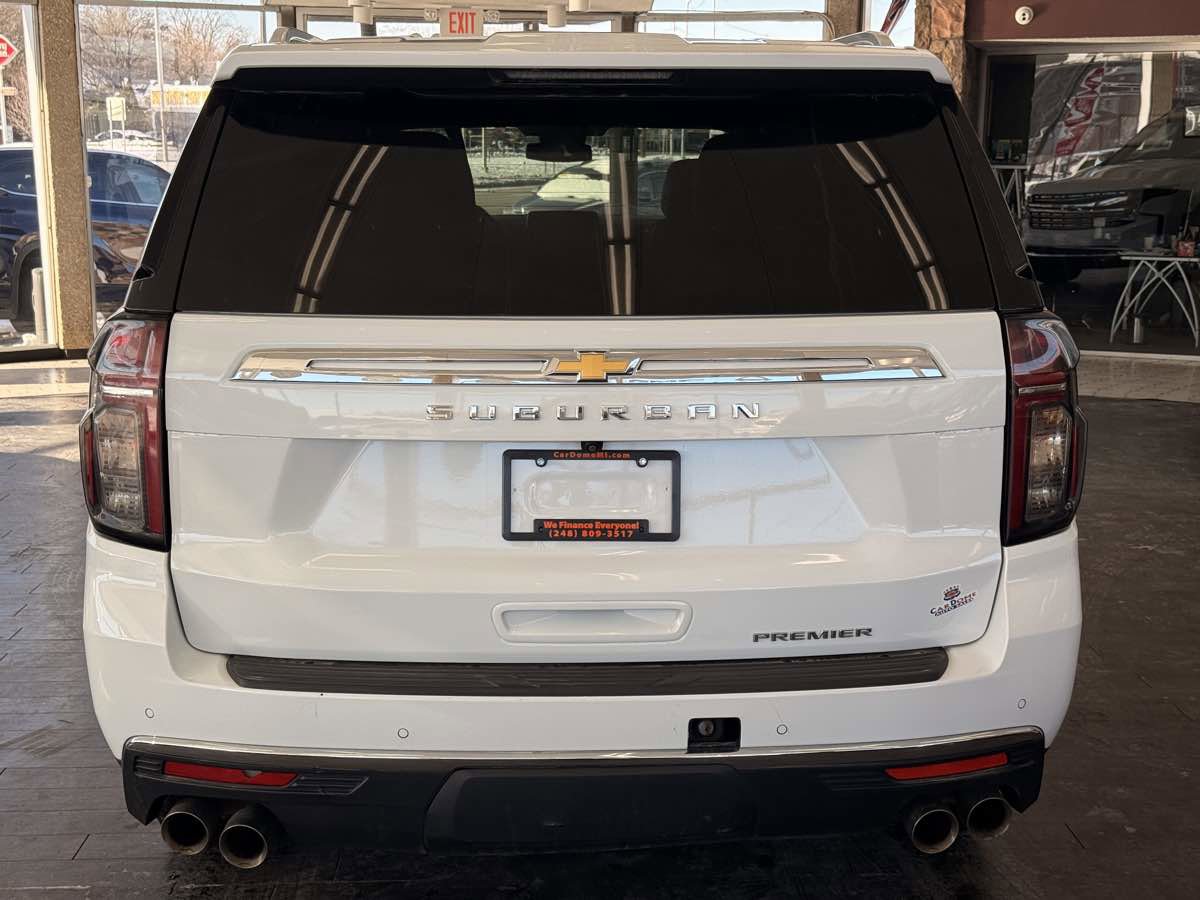 Used 2023 Chevrolet Suburban Premier image 12