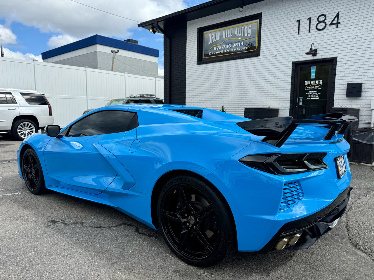Used 2023 Chevrolet Corvette Stingray Convertible w/ Z51 Performance Package image 23