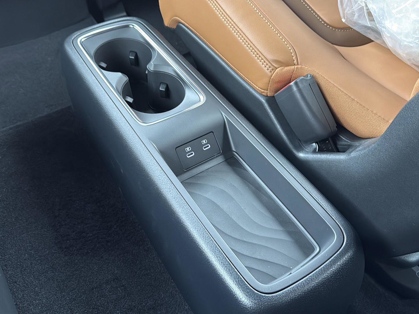 New 2026 Nissan Armada SL image 32