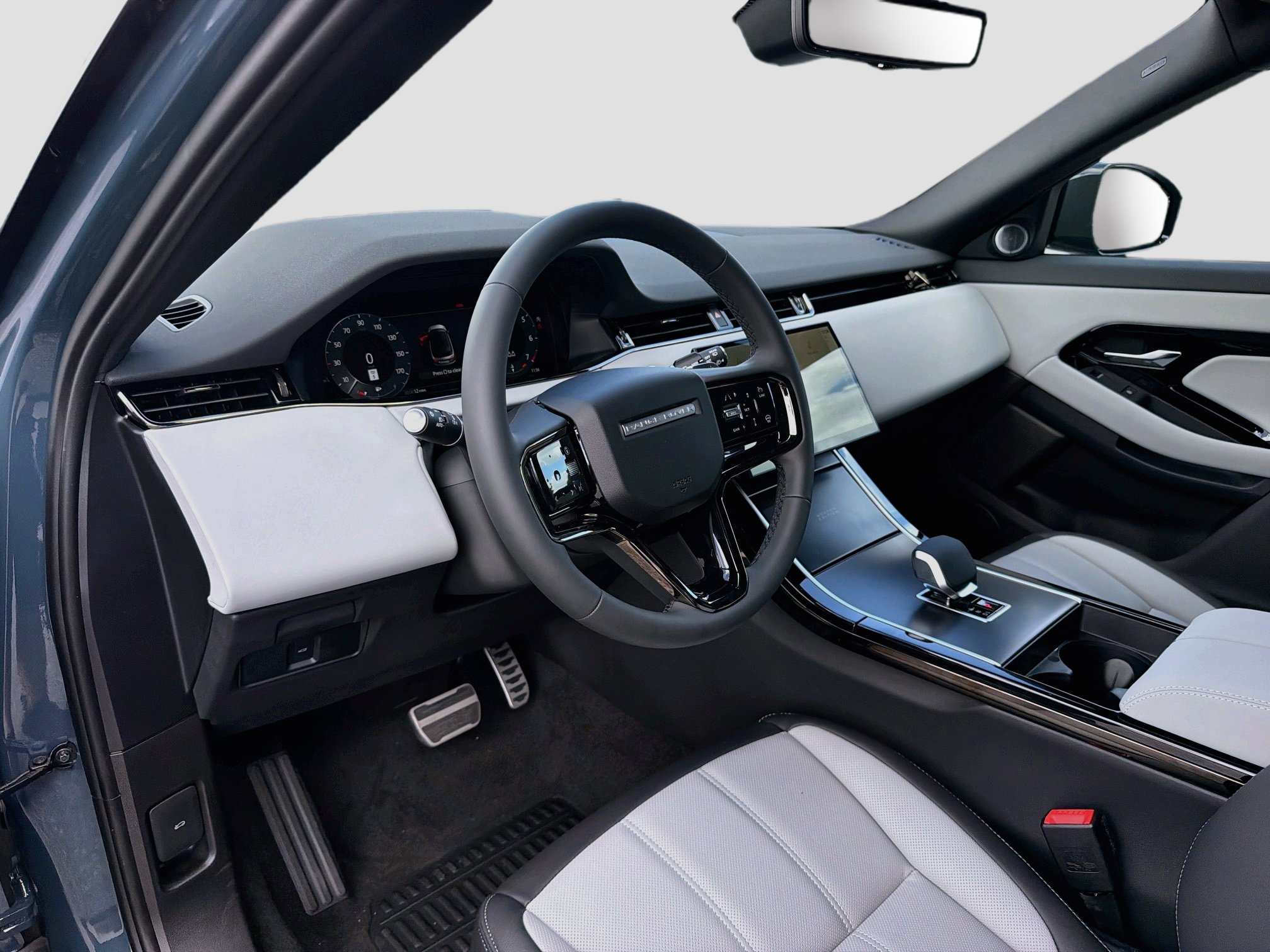 New 2026 Land Rover Range Rover Evoque Hoxton AWD/4WD image 25