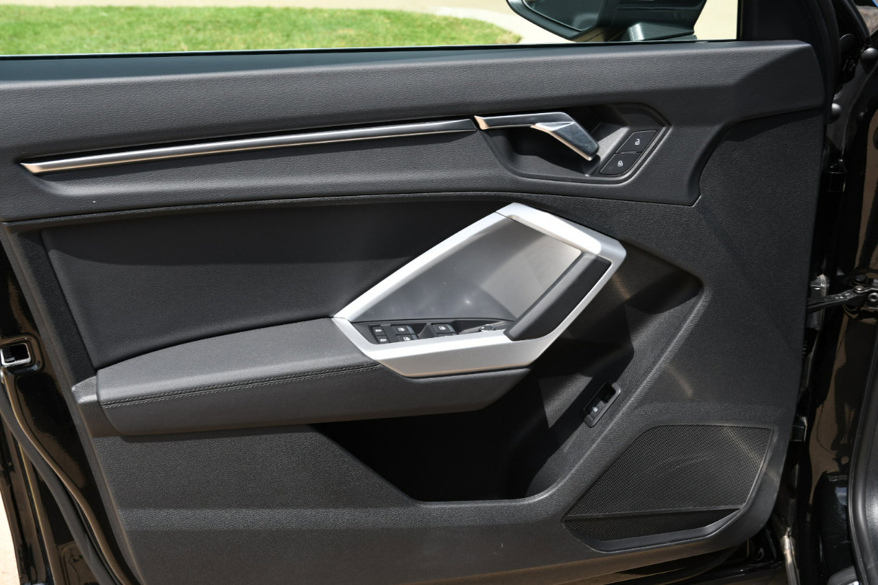 Used 2025 Audi Q3 2.0T Premium image 9