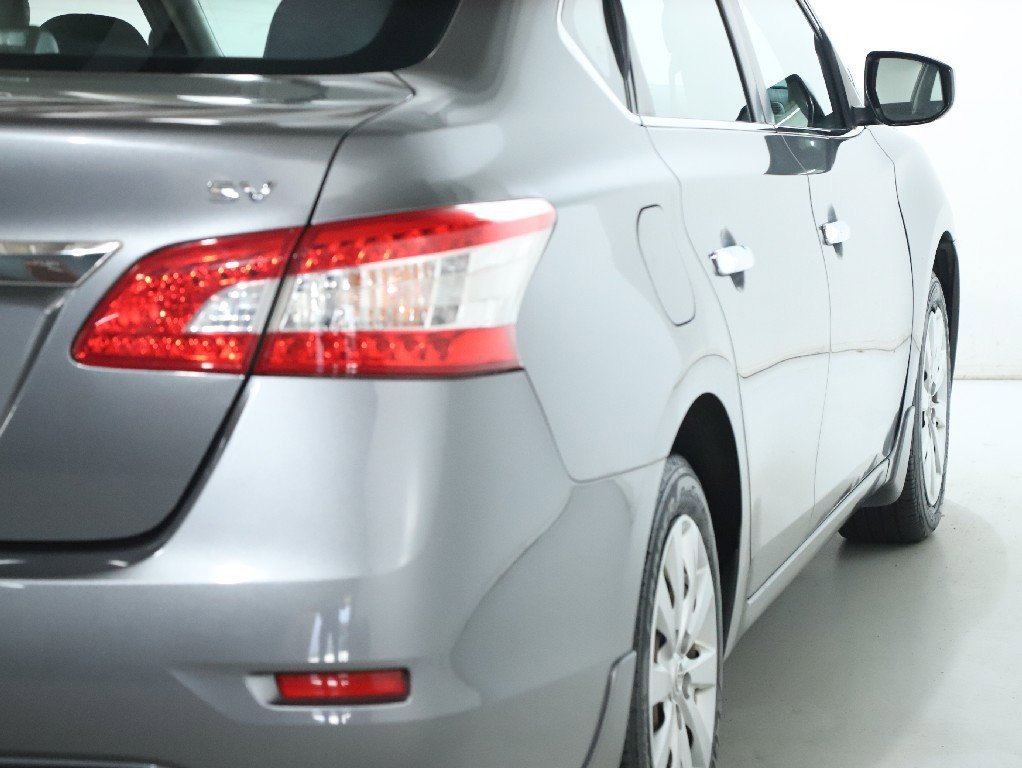 Used 2015 Nissan Sentra SV image 43