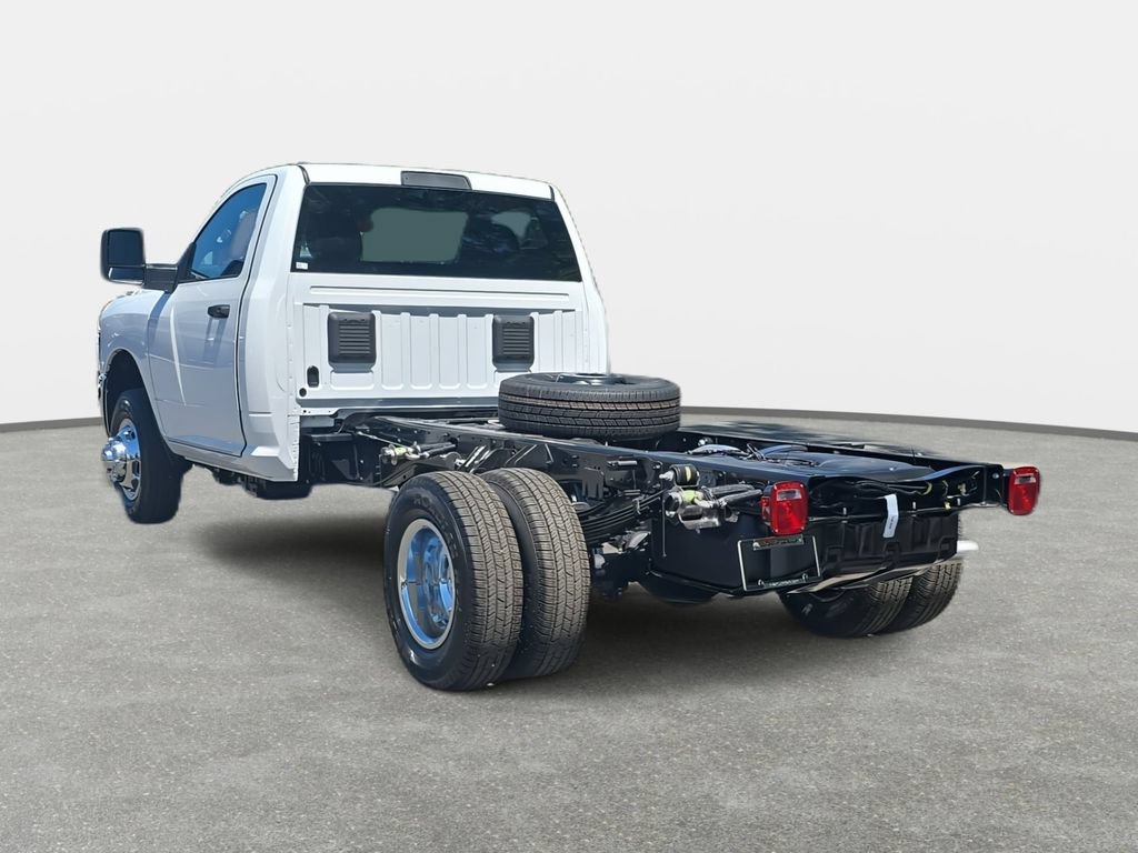 New 2026 RAM 3500 Tradesman AWD/4WD image 7