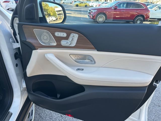 Certified 2026 Mercedes-Benz GLS 450 4MATIC image 42