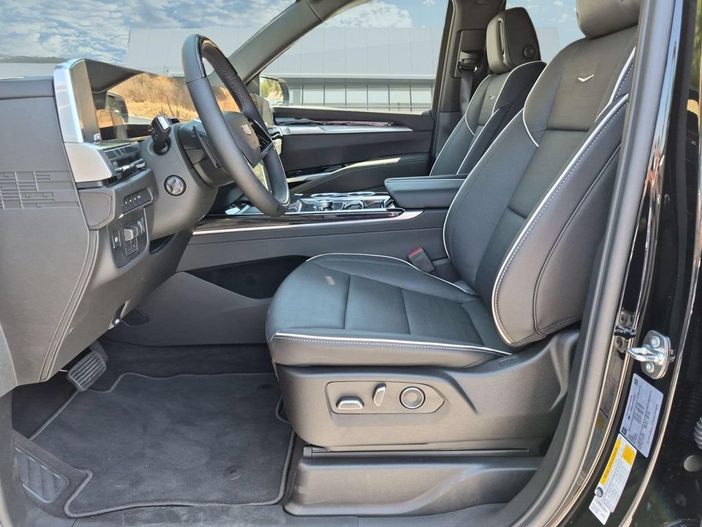 New 2026 Cadillac Escalade Sport AWD/4WD image 12