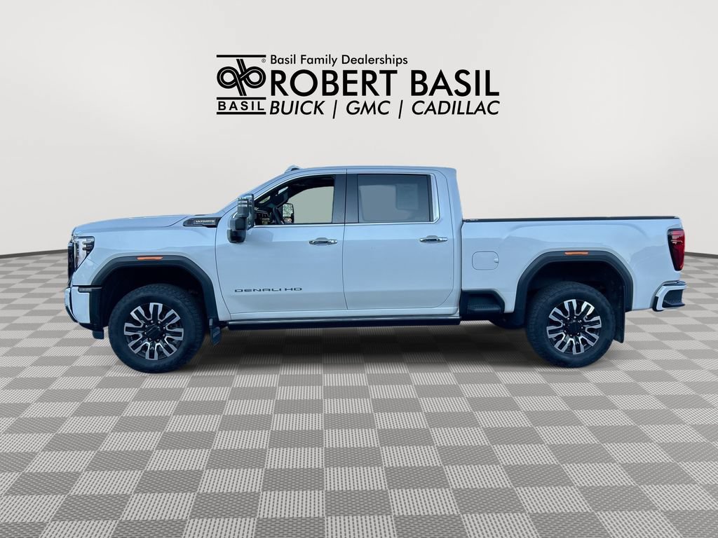 Used 2025 GMC Sierra 3500 Denali Ultimate AWD/4WD image 5