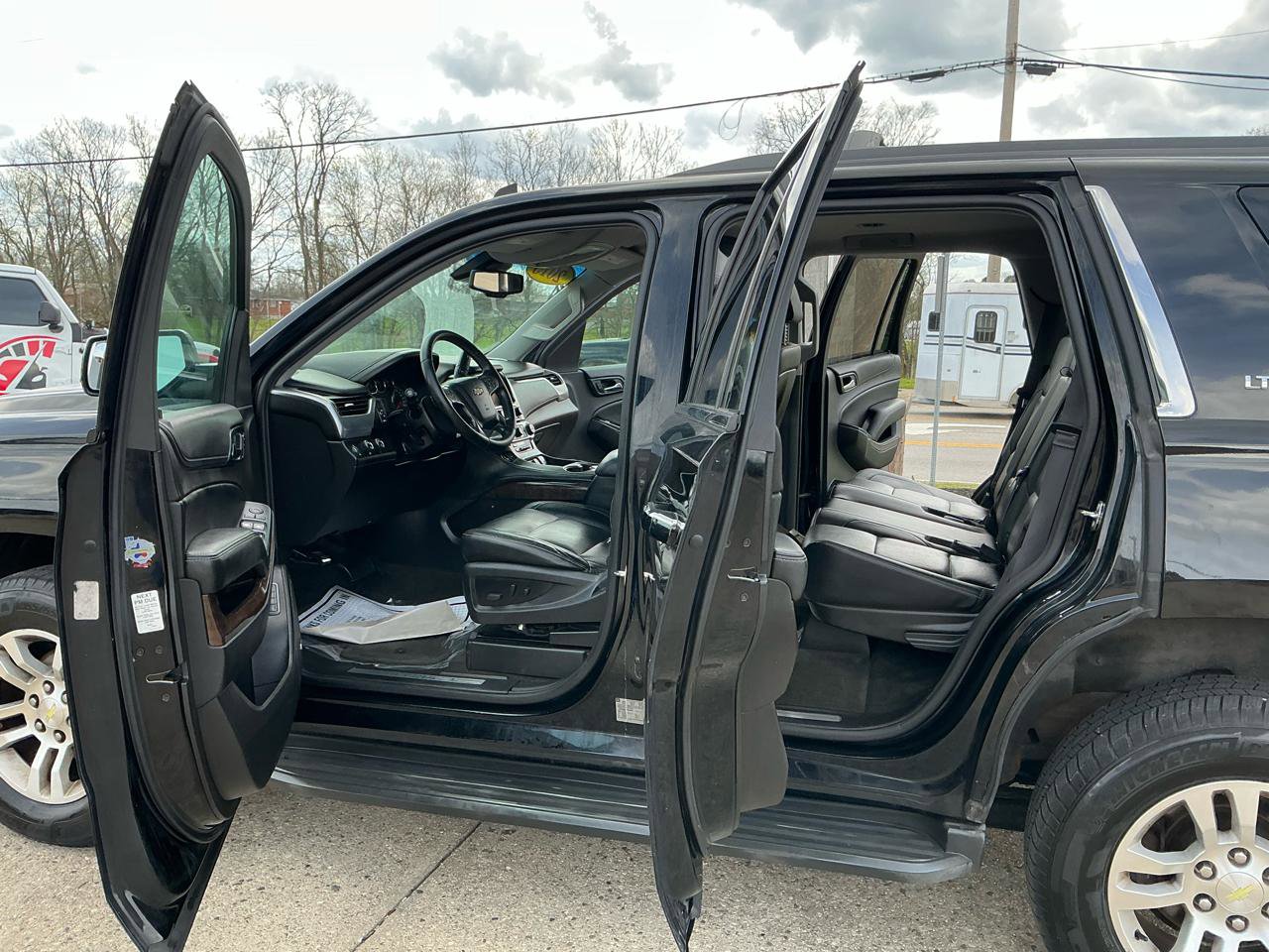 Used 2015 Chevrolet Tahoe LT image 9