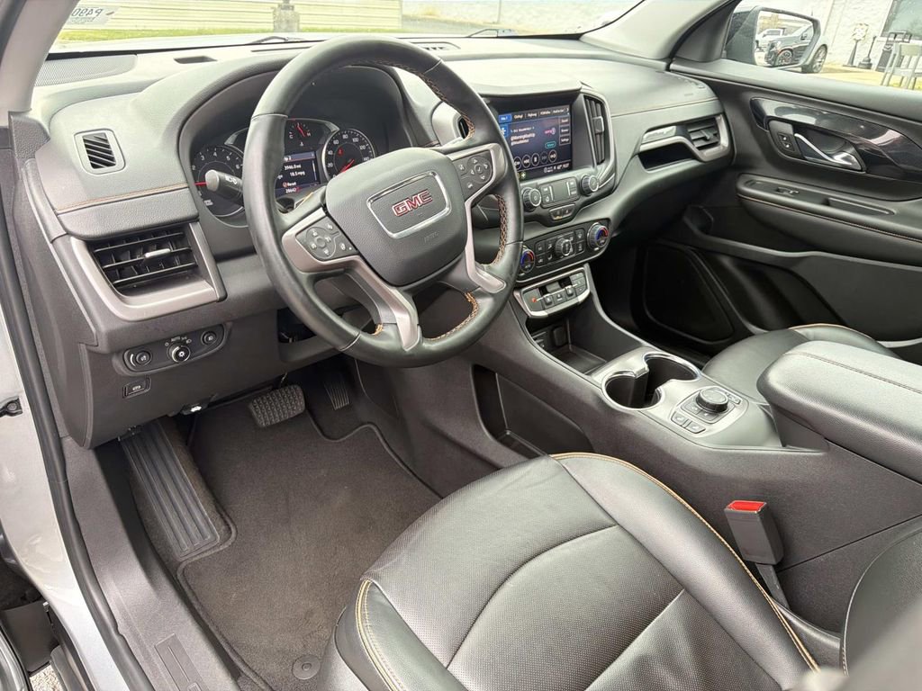 Used 2023 GMC Terrain AT4 image 23