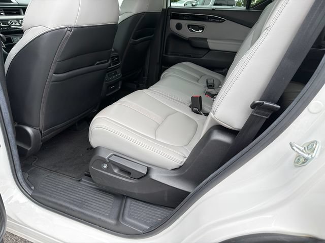 Used 2025 Honda Pilot EX-L image 21