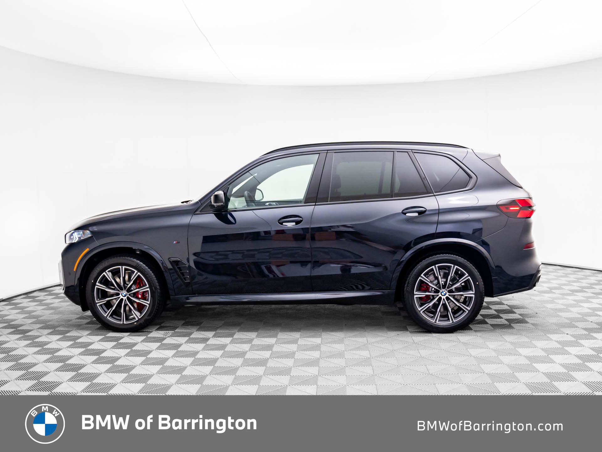 New 2026 BMW X5 M60i image 2