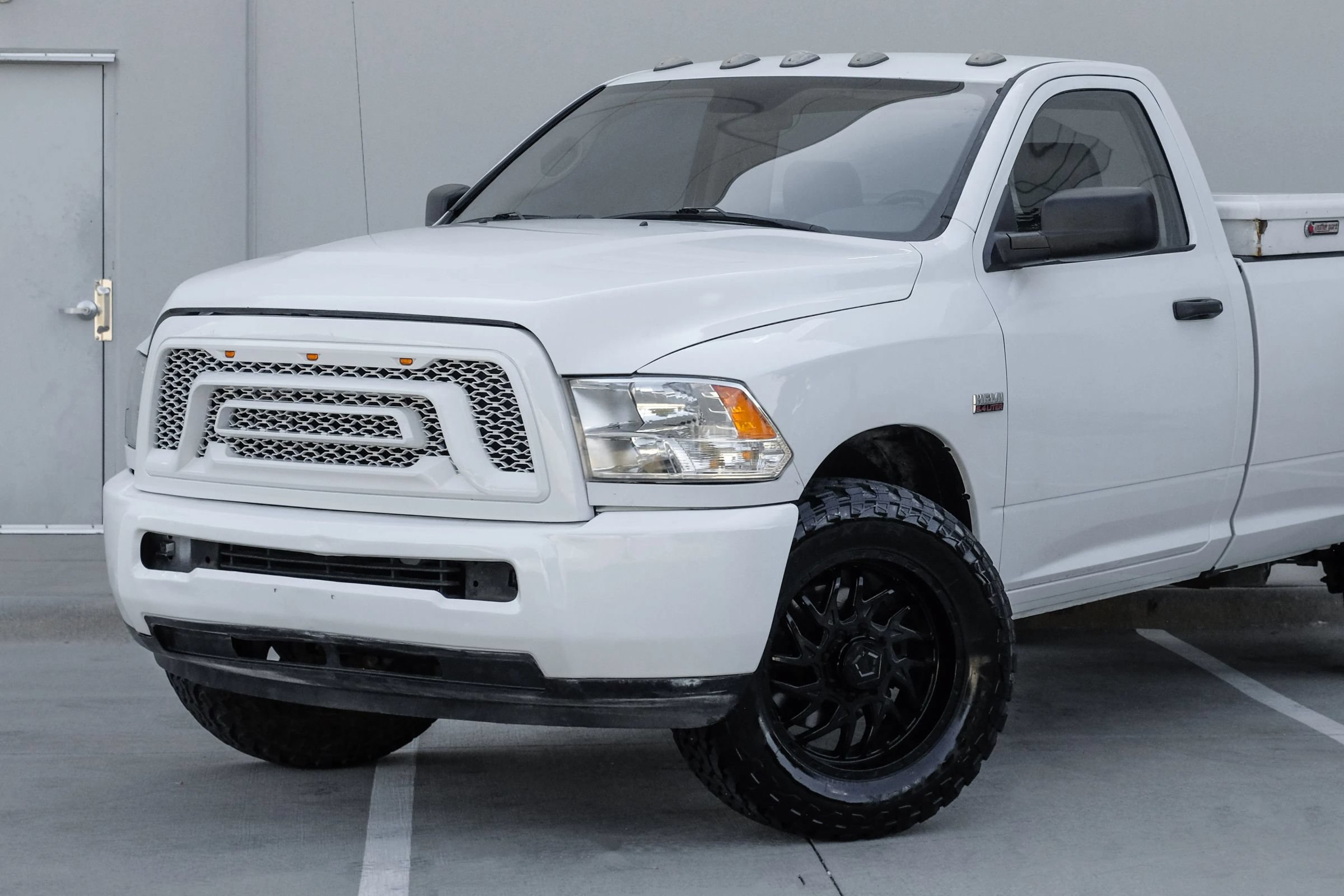 Used 2017 RAM 2500 Tradesman w/ Power & Remote Entry Group RWD image 11
