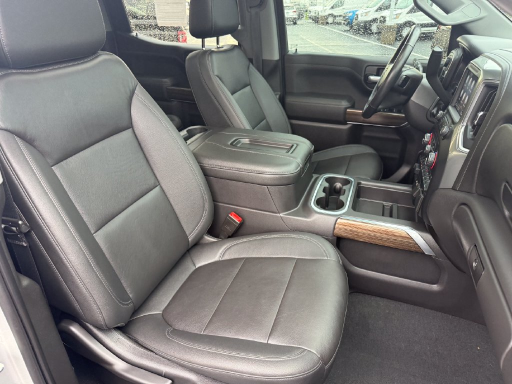 Used 2021 Chevrolet Silverado 1500 LT Trail Boss w/ Convenience Package II AWD/4WD image 17