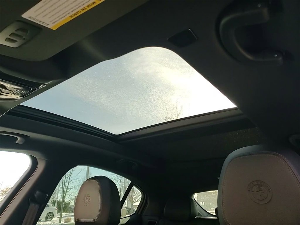 Used 2024 Alfa Romeo Stelvio Veloce image 31