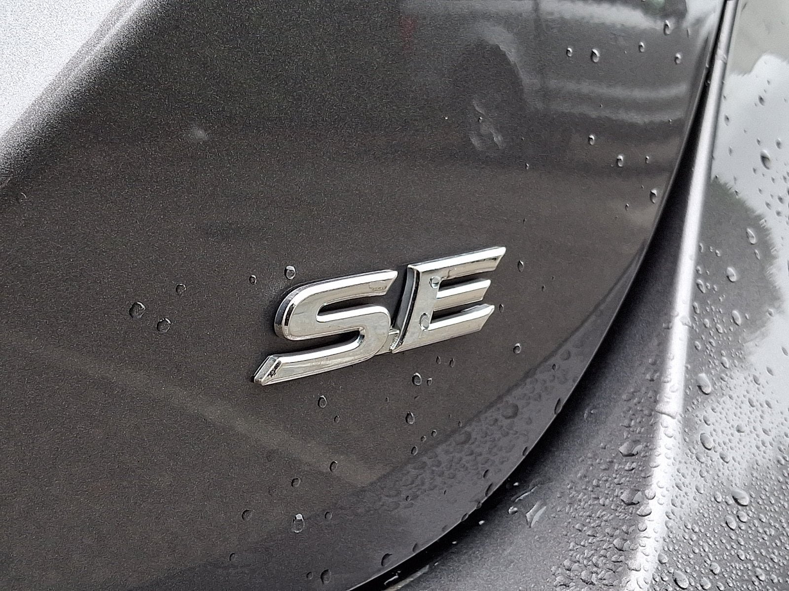 Used 2019 Toyota Camry SE FWD image 30