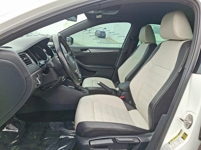 Used 2016 Volkswagen Jetta Sport image 13