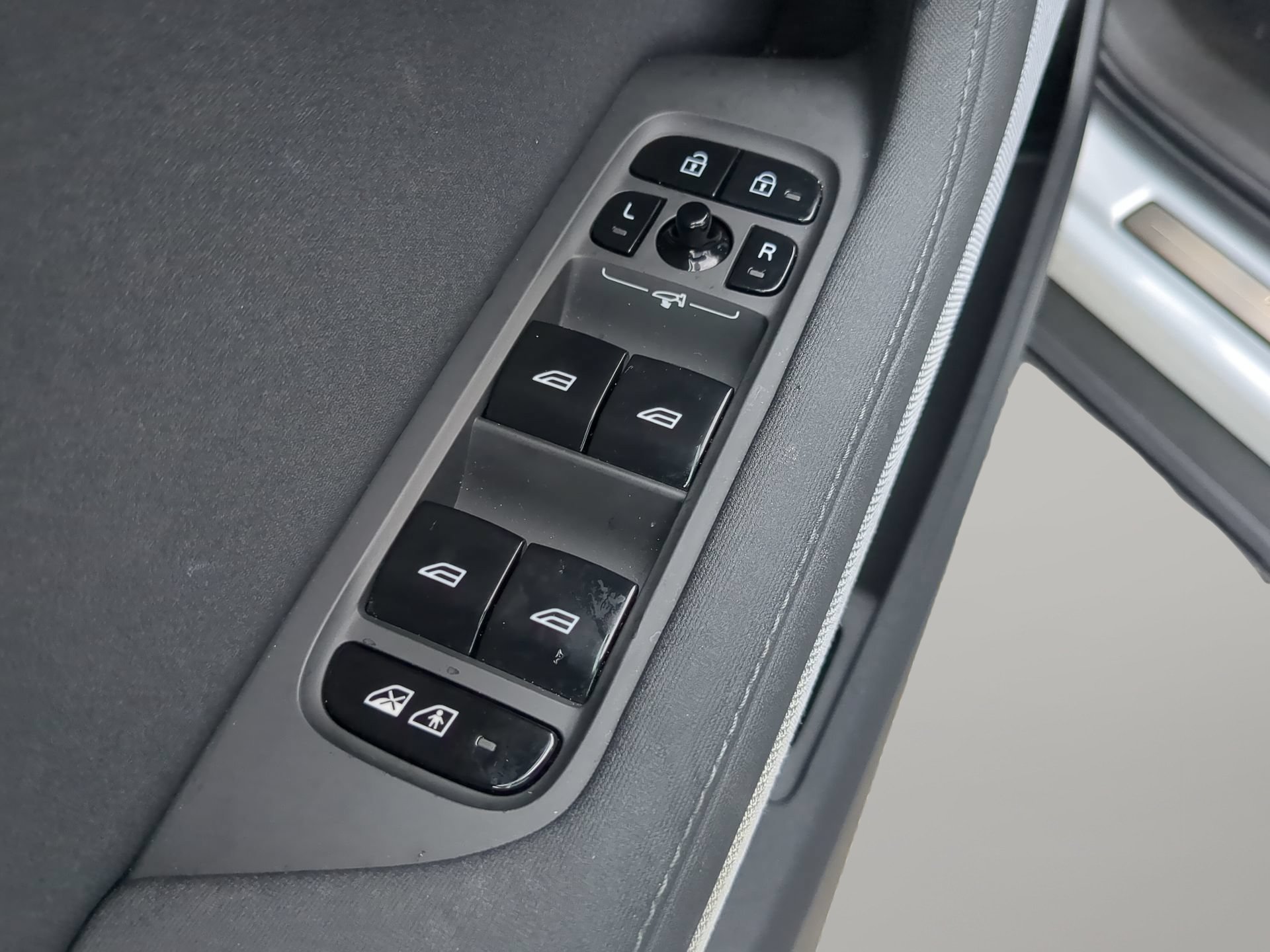 Used 2023 Polestar Polestar 2 AWD/4WD image 55