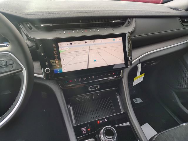 New 2026 Jeep Grand Cherokee Altitude image 23