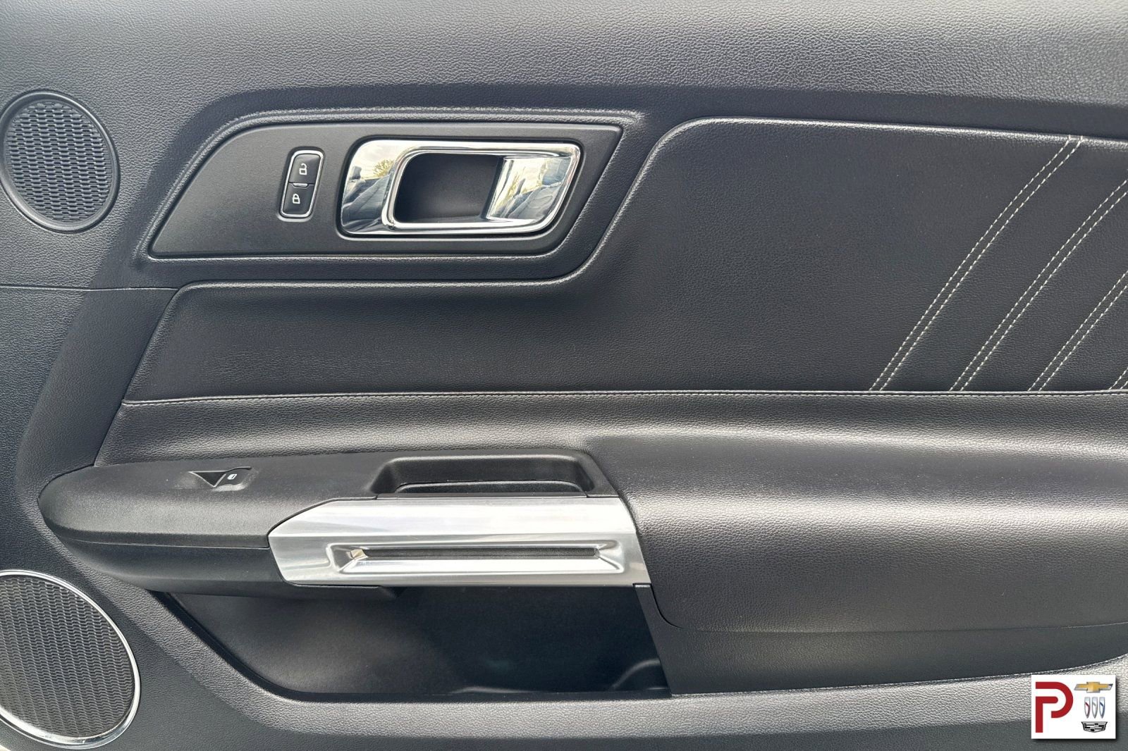 Used 2015 Ford Mustang Premium RWD image 20