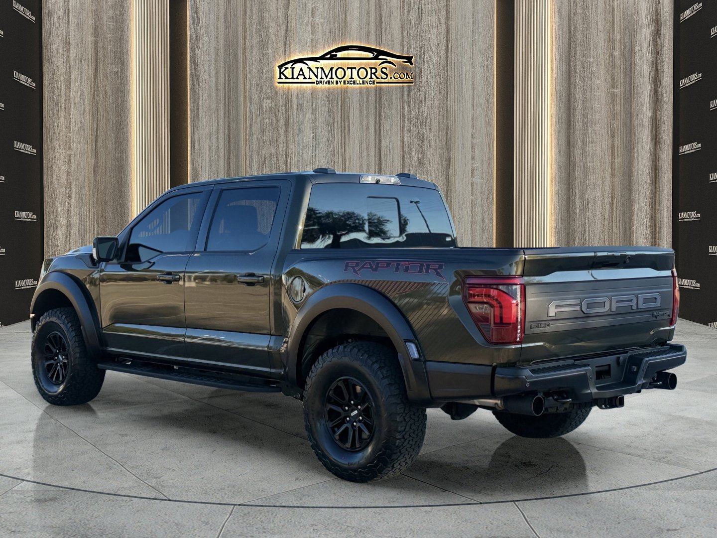 Used 2025 Ford F150 Raptor AWD/4WD image 5