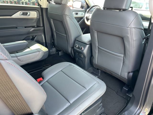 New 2026 Ford Explorer Active w/ Active Comfort Package image 11
