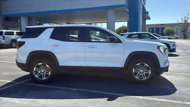 Used 2025 GMC Terrain Elevation image 8