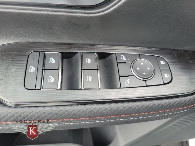 New 2026 Nissan Kicks SR w/ Cold Weather Package AWD/4WD image 17