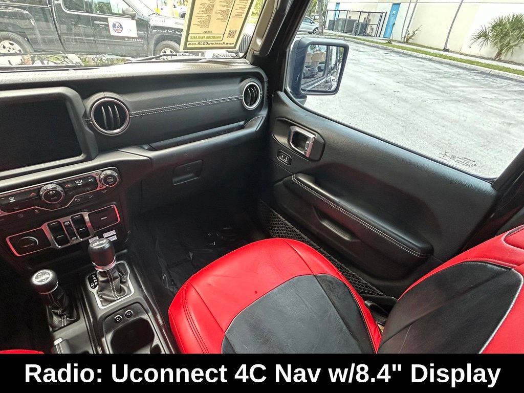 Used 2018 Jeep Wrangler Unlimited Sahara AWD/4WD image 10