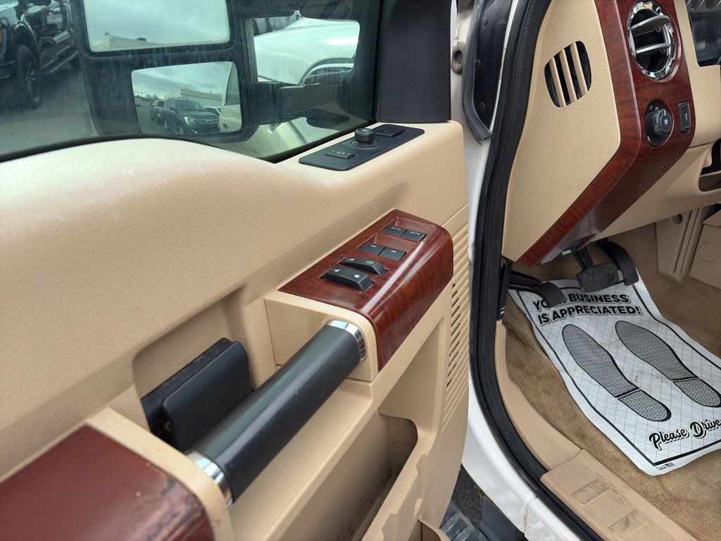 Used 2013 Ford F350 King Ranch w/ King Ranch w/Chrome Pkg AWD/4WD image 12