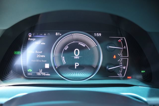 Used 2024 Lexus ES 300h w/ Accessory Package (Z1) FWD image 18