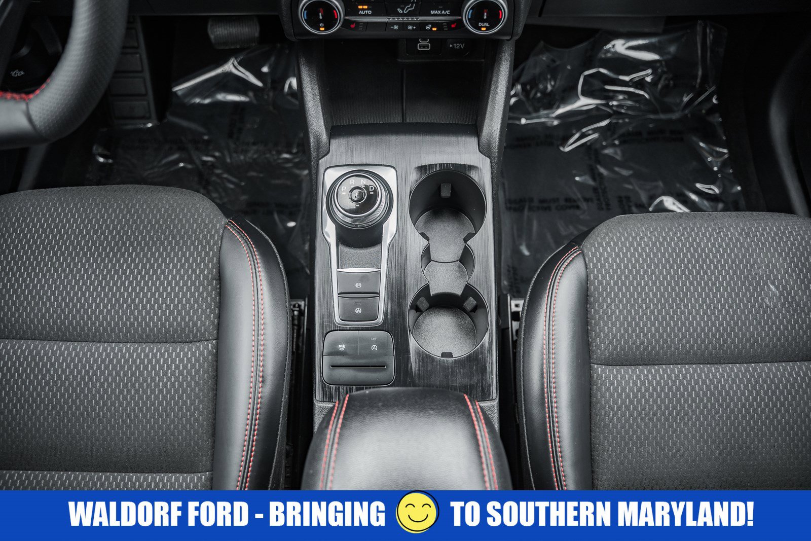 Used 2025 Ford Escape ST-Line Select AWD/4WD image 30